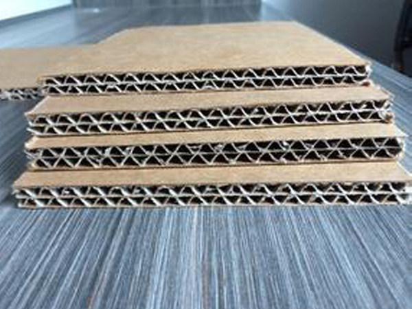 你有很多紙箱？那請?jiān)偕Y源利用